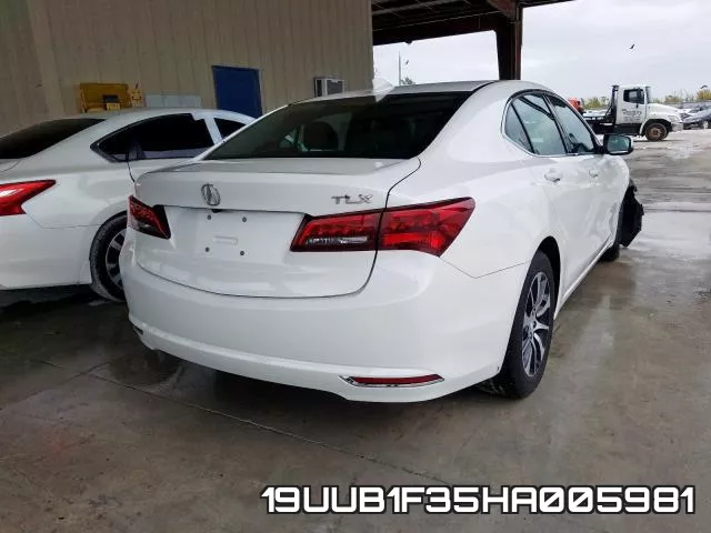 19UUB1F35HA005981_4.webp