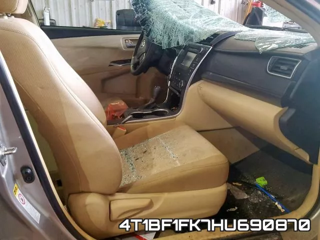 4T1BF1FK7HU690870_5.webp