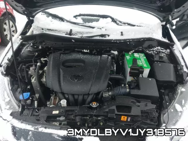 3MYDLBYV1JY318576_7.webp