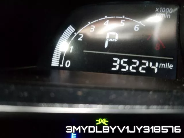 3MYDLBYV1JY318576_8.webp