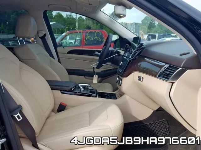 4JGDA5JB9HA976601_5.webp