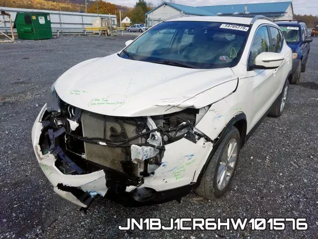 JN1BJ1CR6HW101576_2.webp