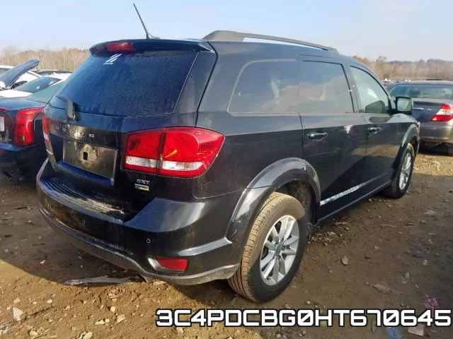 3C4PDCBG0HT670645_4.webp