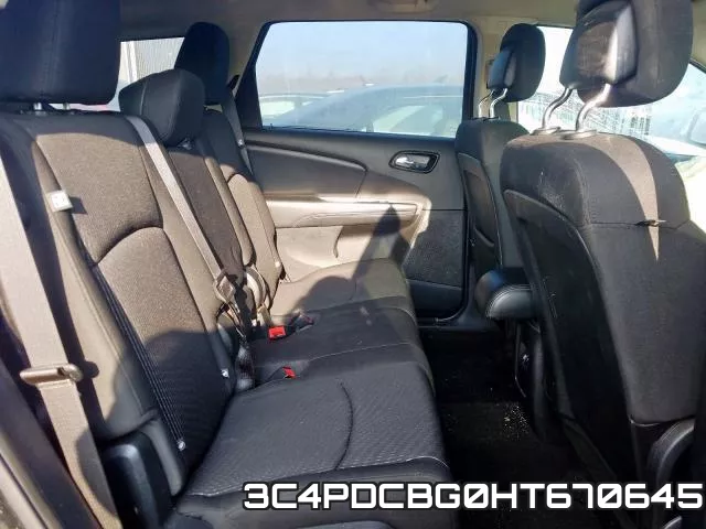 3C4PDCBG0HT670645_6.webp