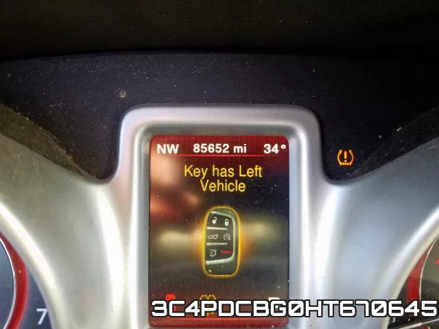 3C4PDCBG0HT670645_8.webp