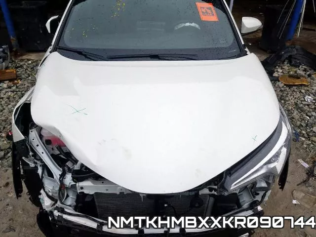 NMTKHMBXXKR090744_7.webp