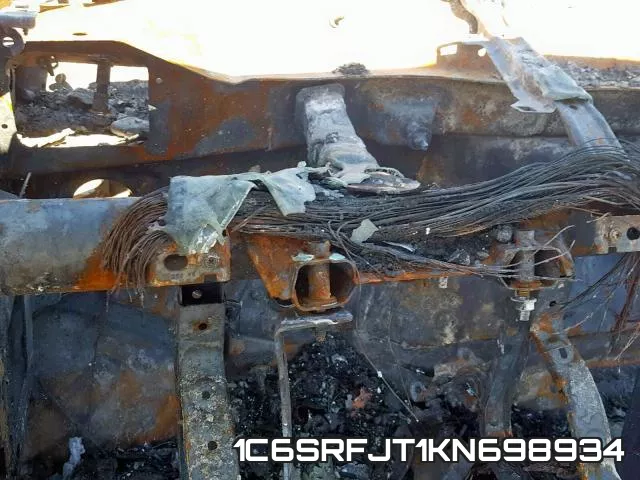 1C6SRFJT1KN698934_8.webp