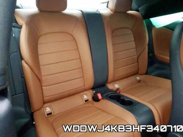 WDDWJ4KB3HF340710_6.webp