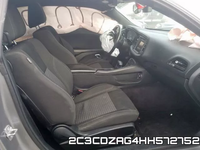 2C3CDZAG4HH572752_5.webp
