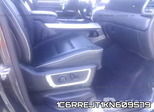 1C6RREJT1KN609579_5.webp
