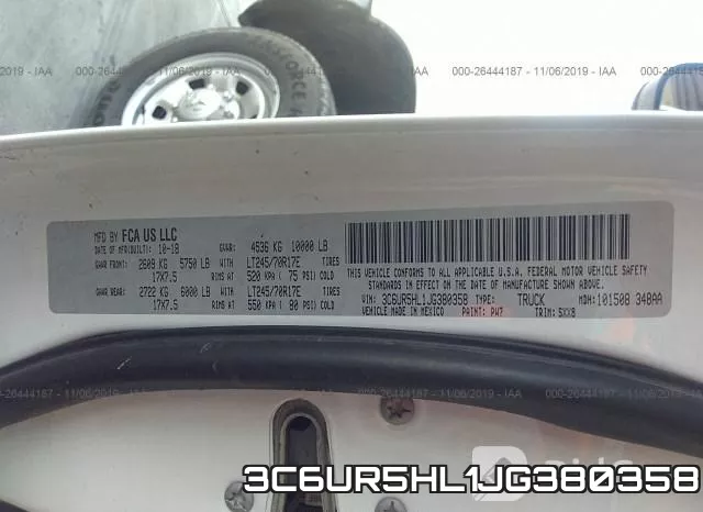 3C6UR5HL1JG380358_9.webp
