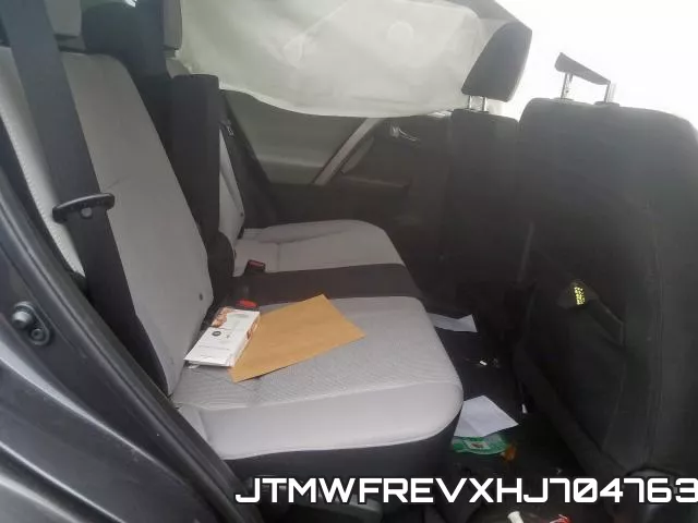 JTMWFREVXHJ704763_6.webp