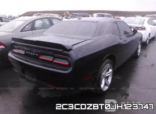 2C3CDZBT0JH123747_4.webp