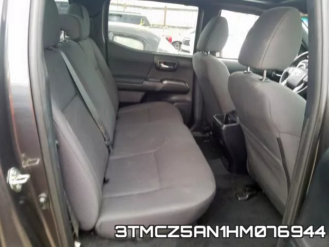 3TMCZ5AN1HM076944_6.webp