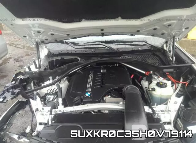 5UXKR0C35H0V79114_10.webp