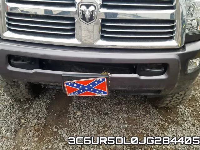 3C6UR5DL0JG284405_9.webp