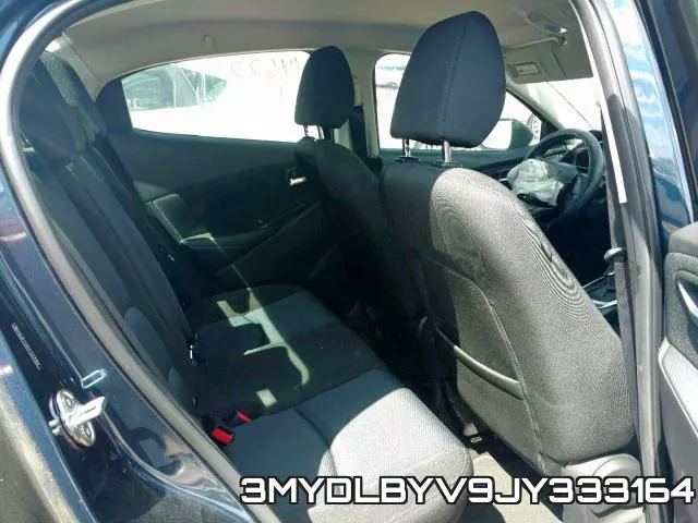 3MYDLBYV9JY333164_6.webp