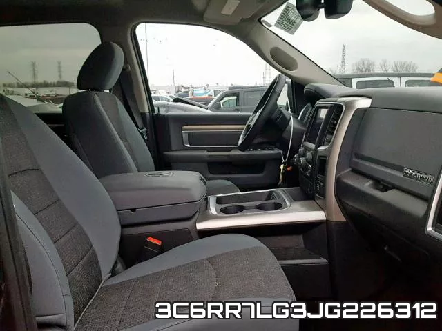 3C6RR7LG3JG226312_5.webp