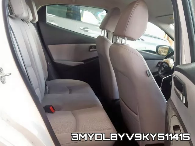 3MYDLBYV9KY511415_6.webp