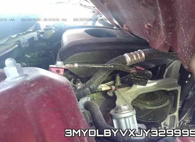 3MYDLBYVXJY329995_10.webp