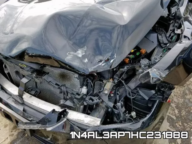 1N4AL3AP7HC231888_9.webp