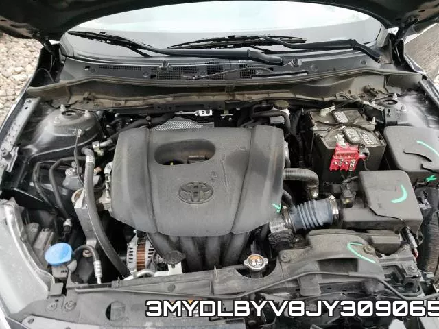 3MYDLBYV8JY309065_7.webp