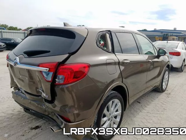 LRBFX3SX8JD028350_4.webp