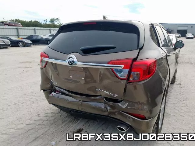 LRBFX3SX8JD028350_9.webp