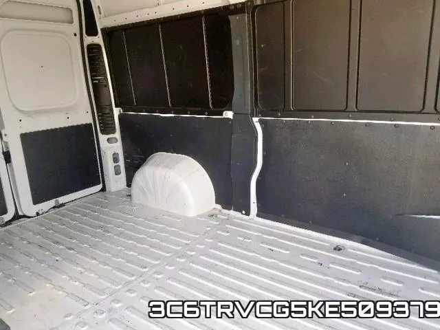 3C6TRVCG5KE509379_6.webp