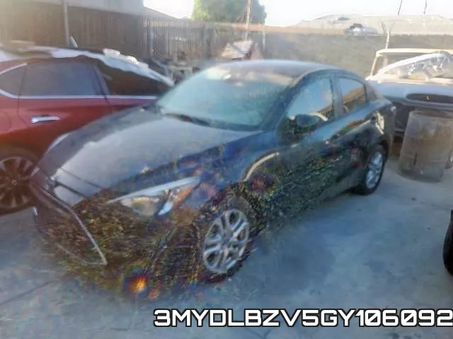 3MYDLBZV5GY106092