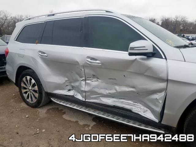 4JGDF6EE7HA942488_9.webp