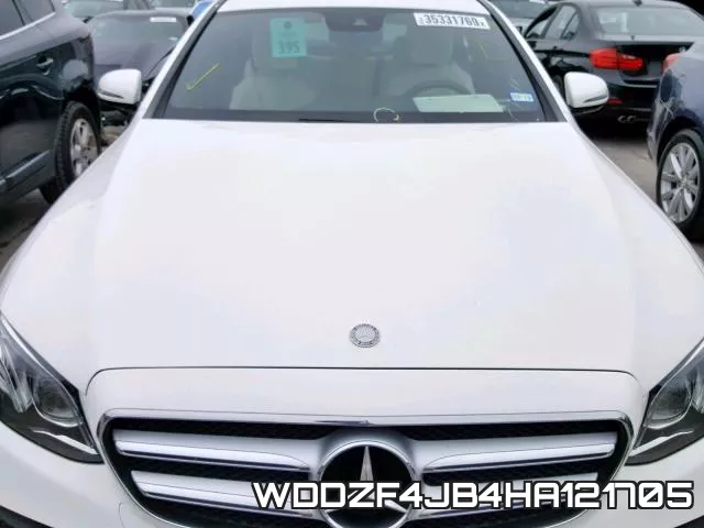 WDDZF4JB4HA121705_9.webp