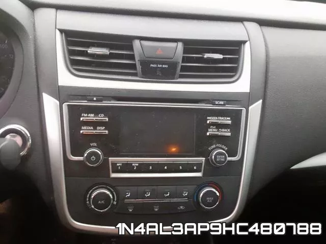 1N4AL3AP9HC480788_9.webp