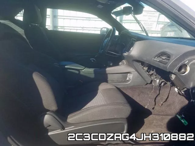 2C3CDZAG4JH310882_5.webp