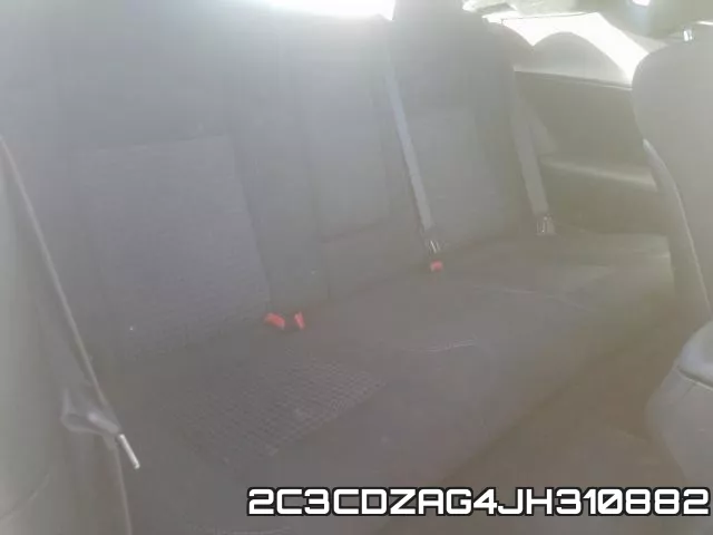 2C3CDZAG4JH310882_6.webp