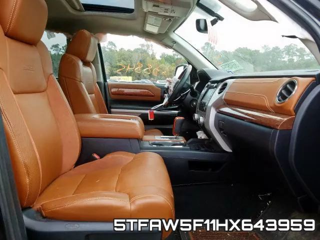 5TFAW5F11HX643959_5.webp