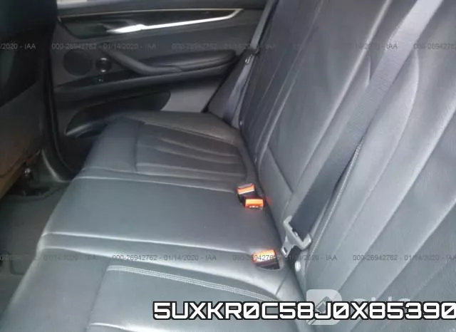 5UXKR0C58J0X85390
