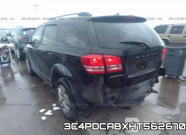 3C4PDCABXHT562670_3.webp