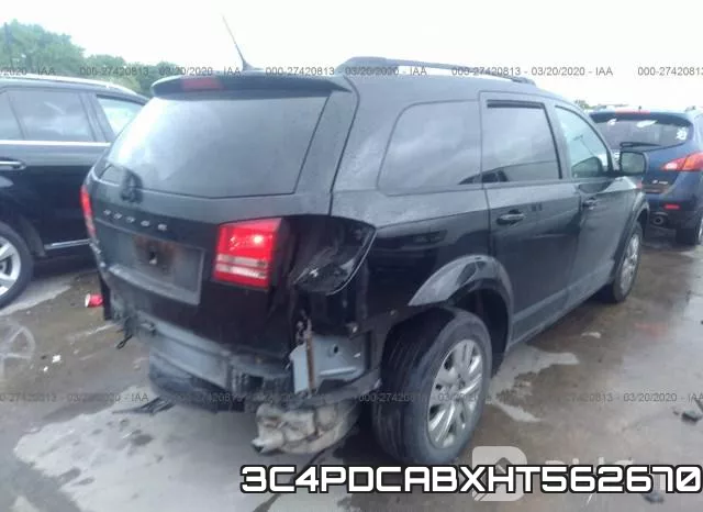 3C4PDCABXHT562670_4.webp