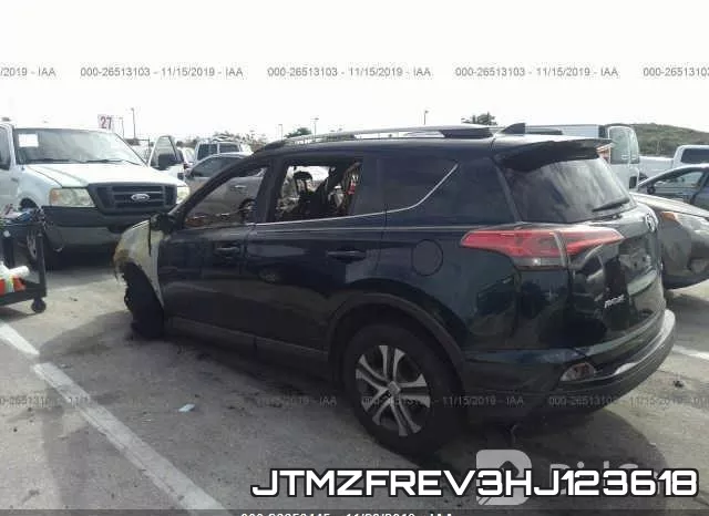 JTMZFREV3HJ123618_3.webp