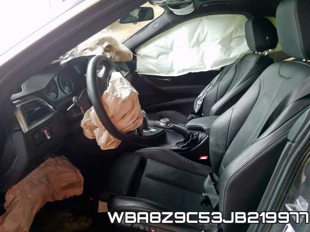 WBA8Z9C53JB219977_5.webp