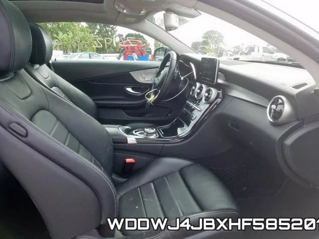 WDDWJ4JBXHF585201_5.webp