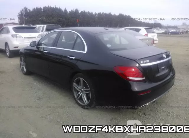 WDDZF4KBXHA238008_3.webp