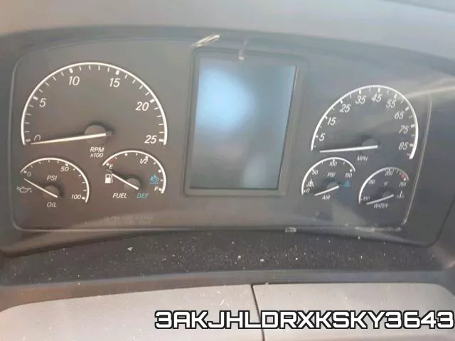 3AKJHLDRXKSKY3643_8.webp