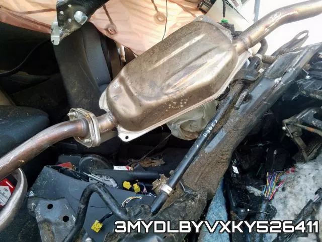 3MYDLBYVXKY526411_5.webp