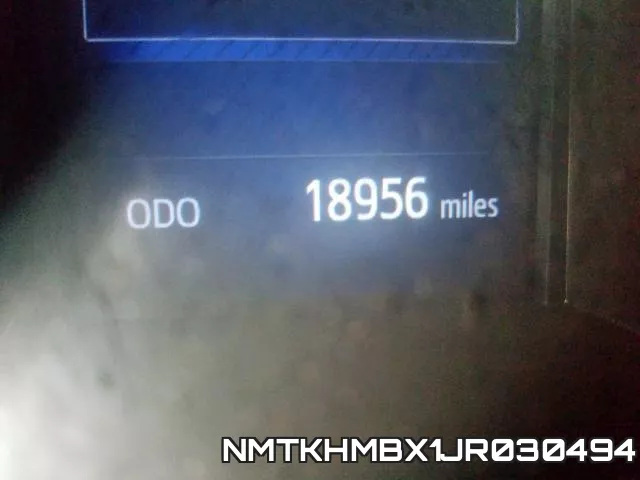 NMTKHMBX1JR030494_8.webp