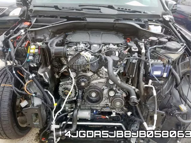 4JGDA5JB8JB058063_7.webp
