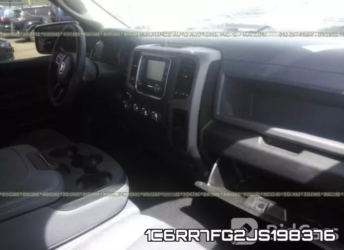 1C6RR7FG2JS198376_5.webp