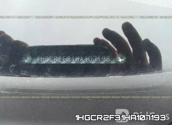 1HGCR2F31HA107193_9.webp