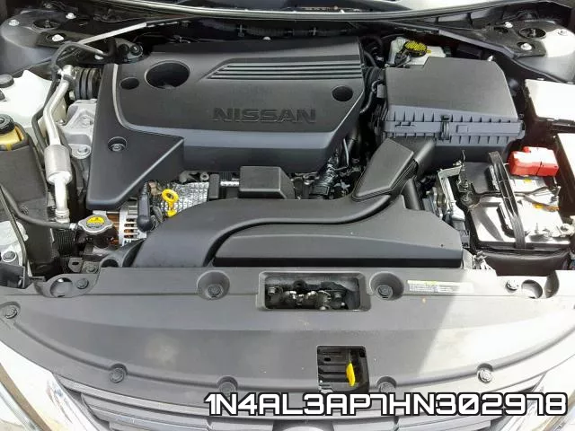 1N4AL3AP7HN302978_7.webp
